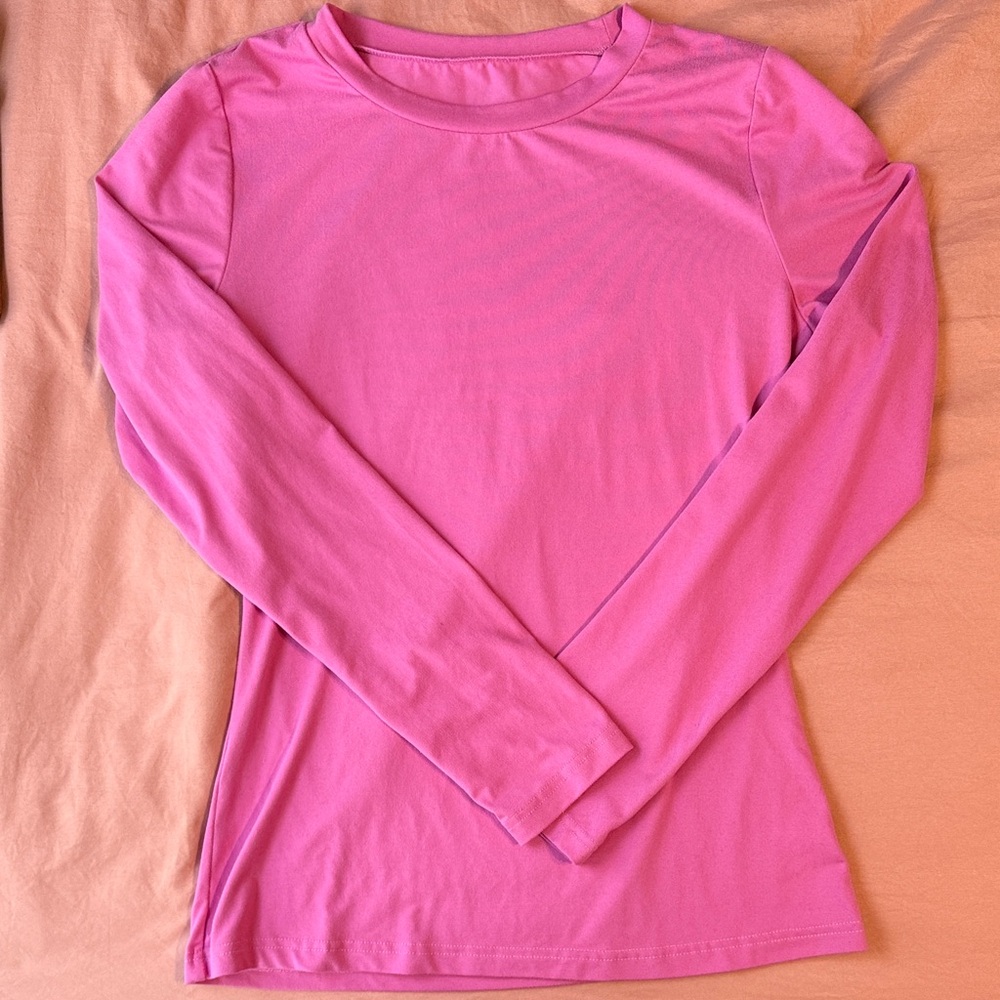 Long Sleeve Crew Neck Top in Bright Pink